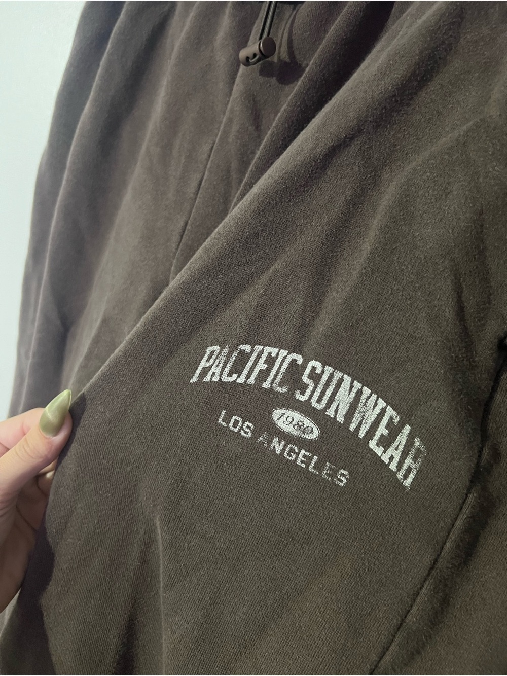 Pacific Sunwear Women’s Brown Wide-Leg Sweatpants - Picture 4 of 4